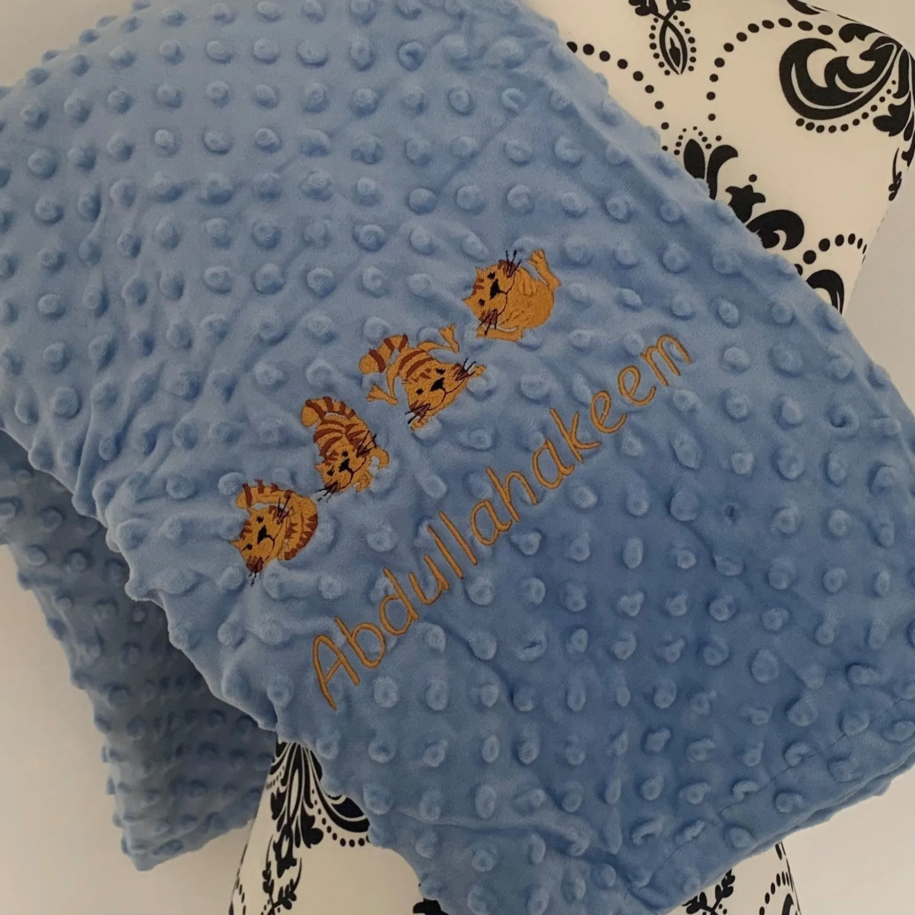 Pet Bubble Blanket - Kittens / Cats - Personalised